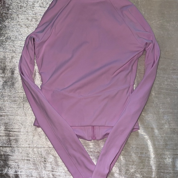 Alphalete Aura Sculpt Jacket - Poise (S) - Picture 11 of 11